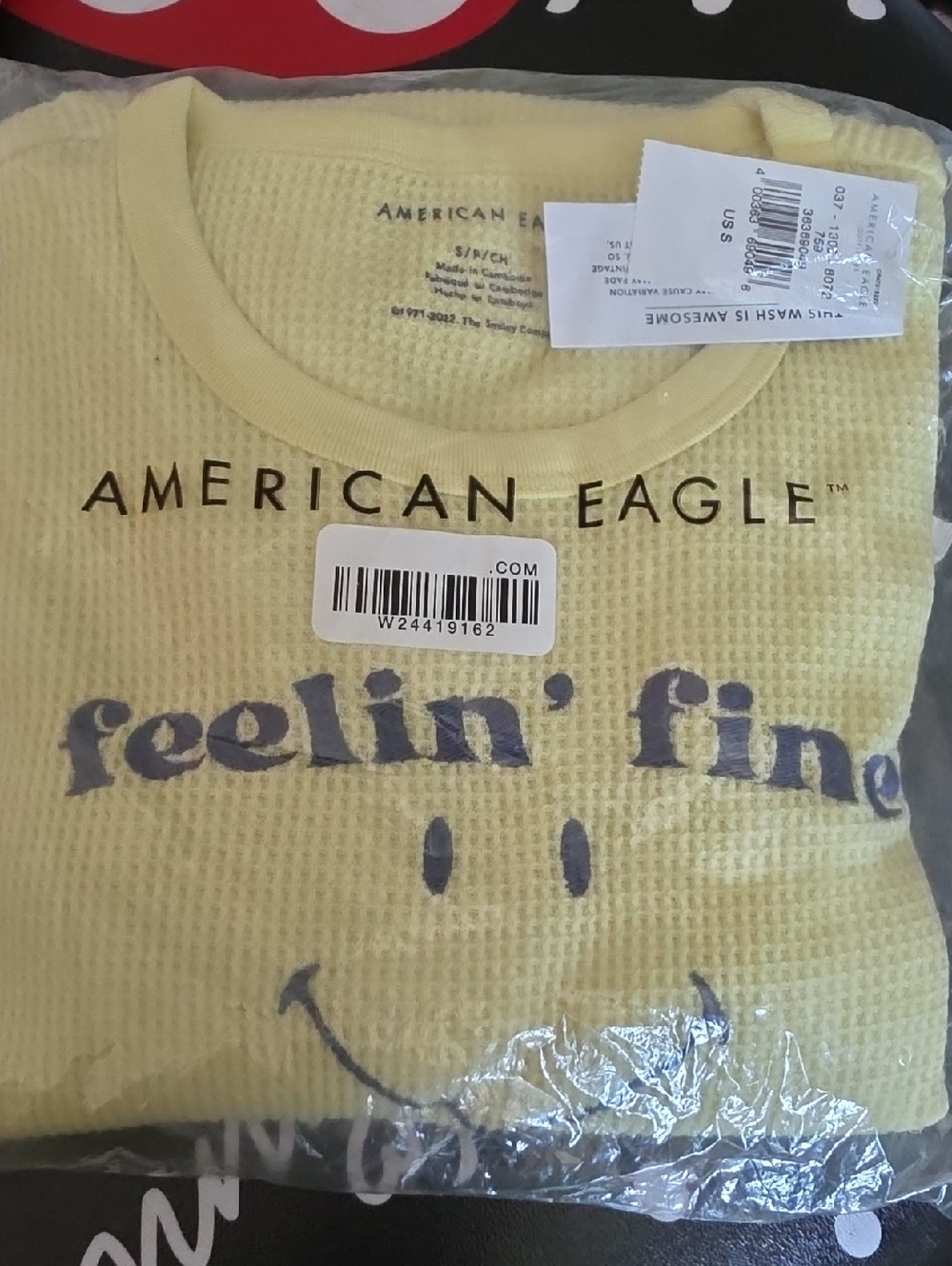 American Eagle Outfitters Yellow "feelin' fine" Long Sleeve Tee